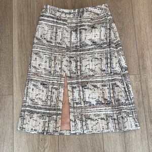 Elegant vintage Cream and Brown Patterned Skirt